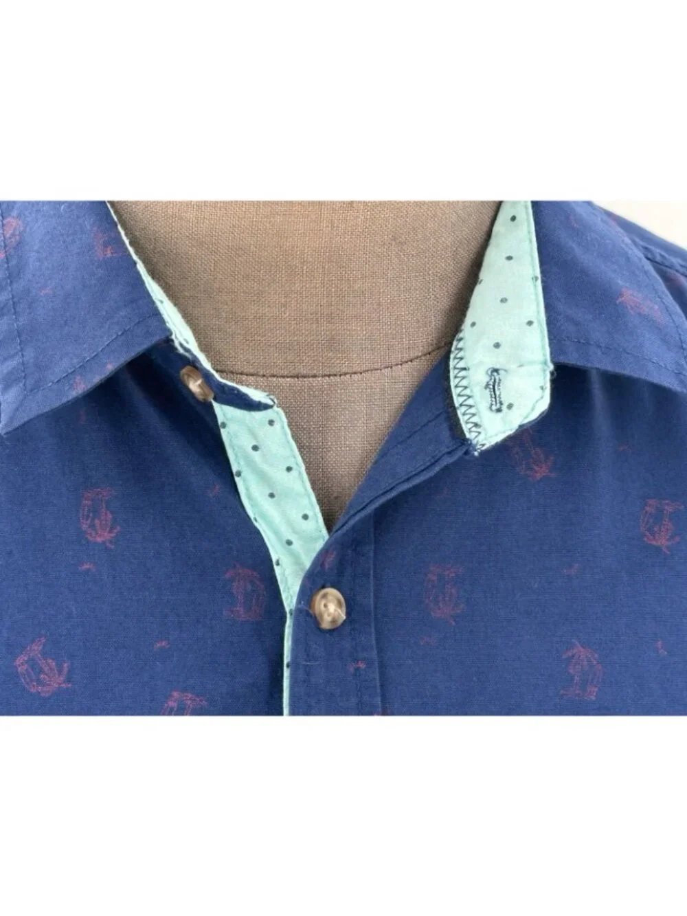 Free Planet Men's Button Front Shirt Blue Red Beach Surfing Memorial 4th Large - Picture 3 of 10